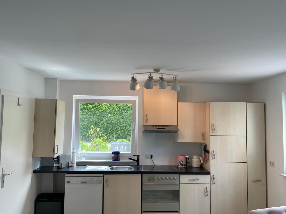 40Qm Wohlfuehl-Apartment Im Gruenen Mit Sorglospaket Wuppertal Bagian luar foto