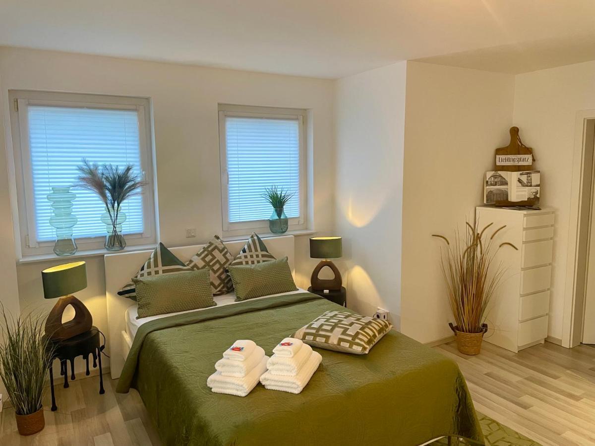 40Qm Wohlfuehl-Apartment Im Gruenen Mit Sorglospaket Wuppertal Bagian luar foto