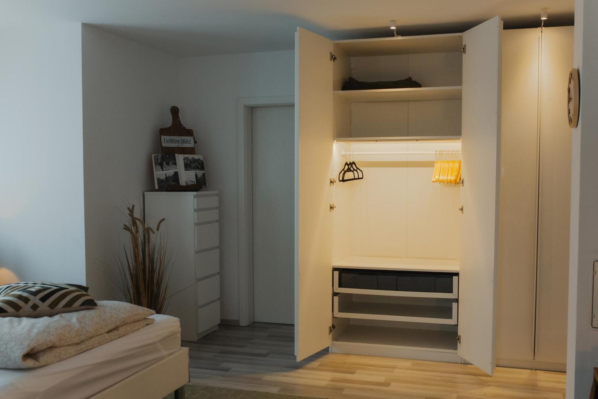 40Qm Wohlfuehl-Apartment Im Gruenen Mit Sorglospaket Wuppertal Bagian luar foto